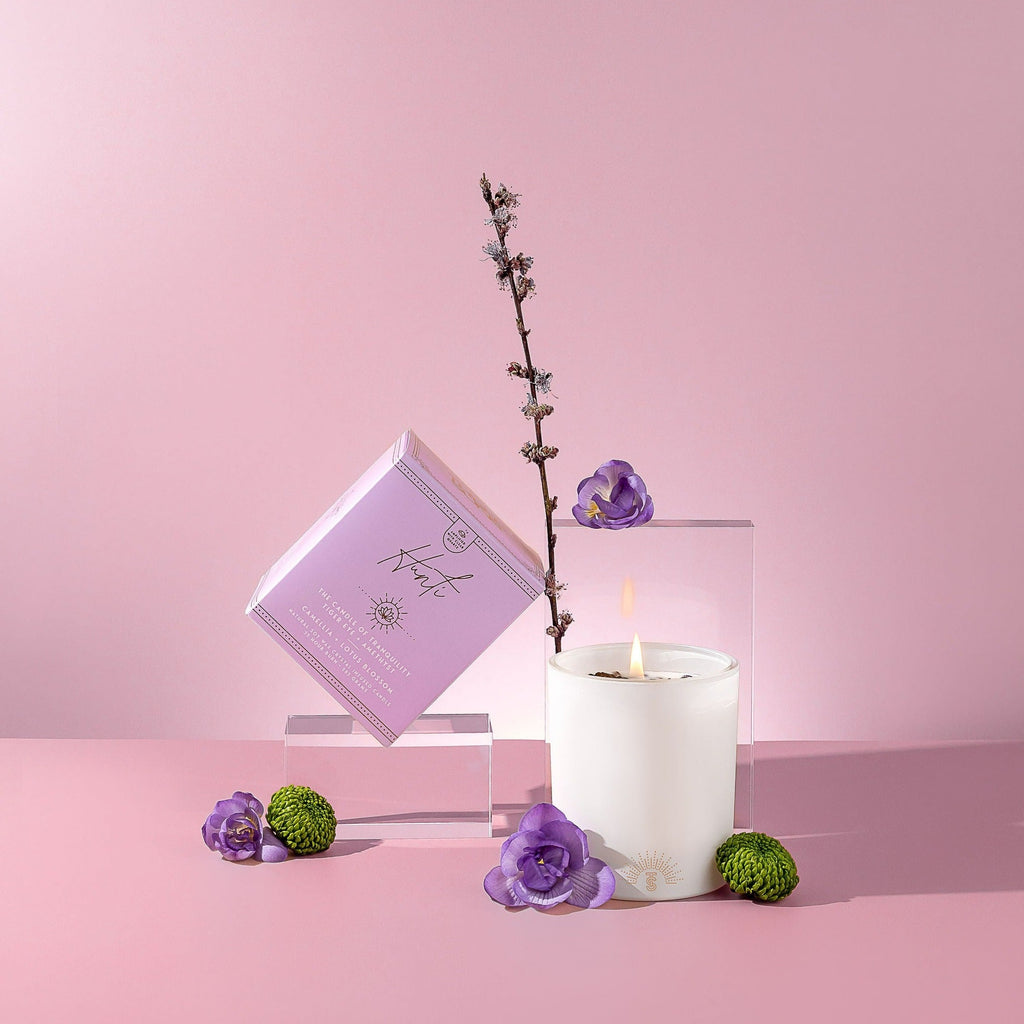 Hunti' | The Candle of Tranquility | Camellia + Lotus Blossom