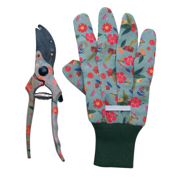Andrea Smith Pruning/Glove Set